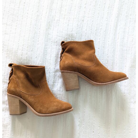 Soludos Tan Suede Block Heel Bootie size 7 - Picture 1 of 5